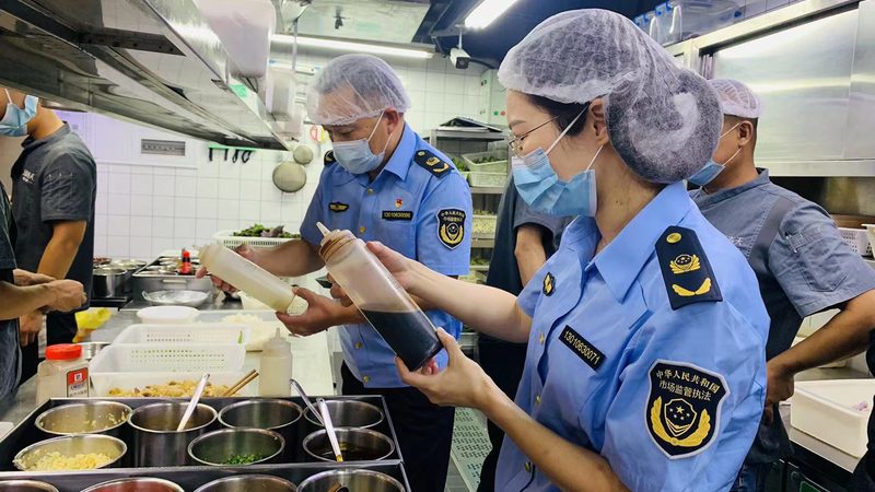 揭秘重庆火锅底料：十大品牌背后的秘密与选择要点