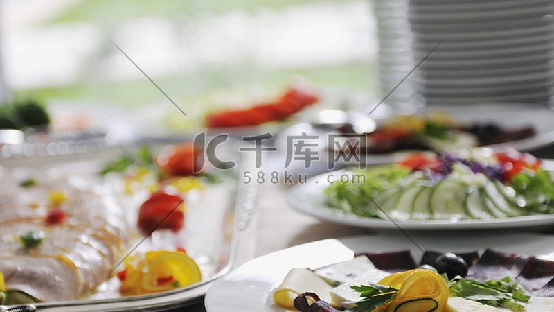 行业背景：烘焙市场崛起，原料需求激增