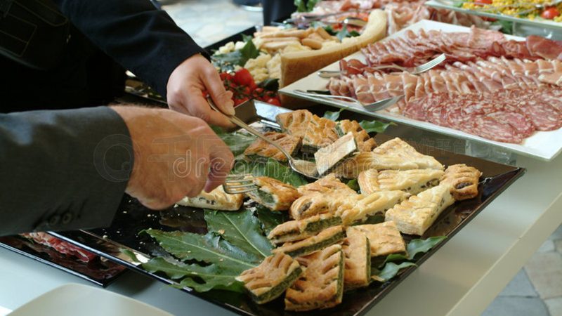 商用料理包与预制菜：性价比之辩